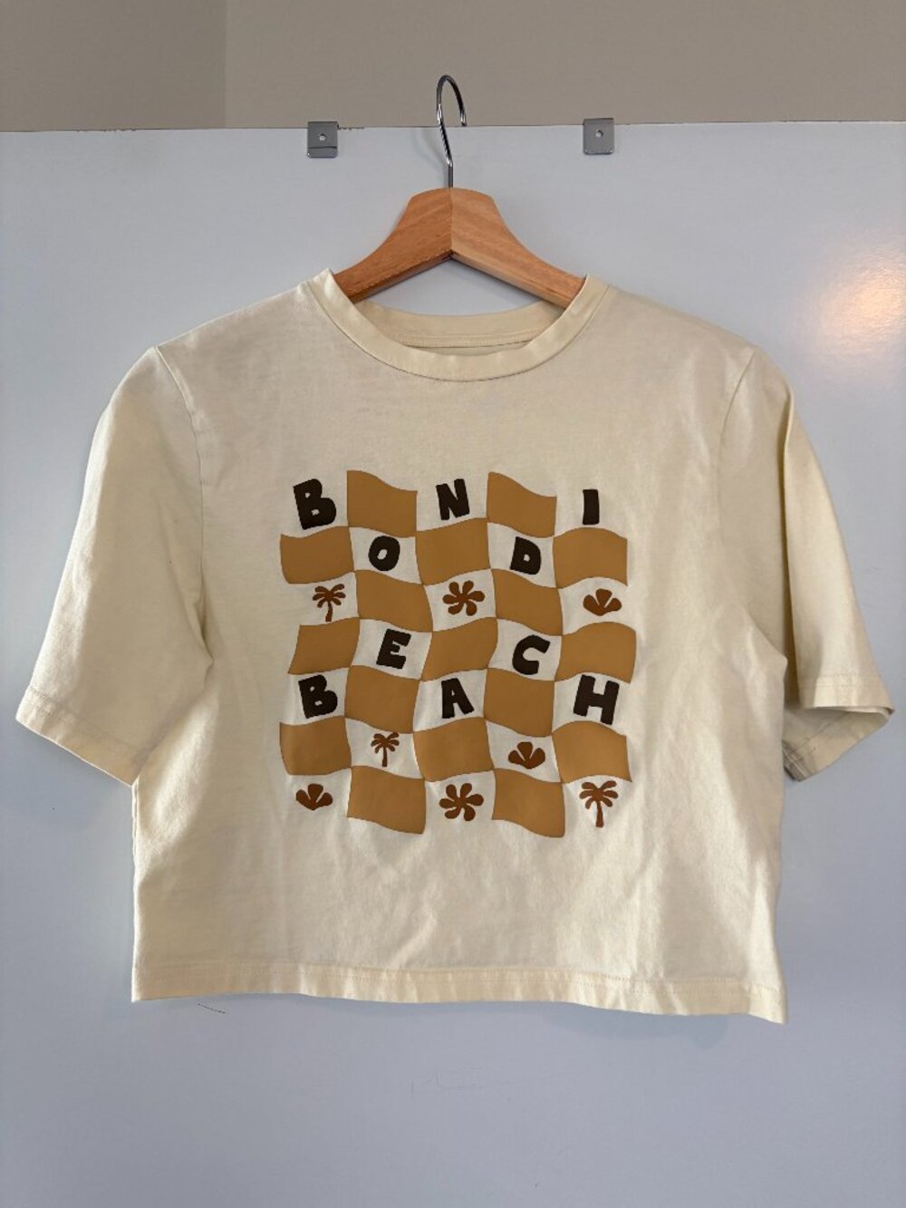 Australia Bondi Beach Butter Yellow checkered pattern Cropped T-shirt size XXS